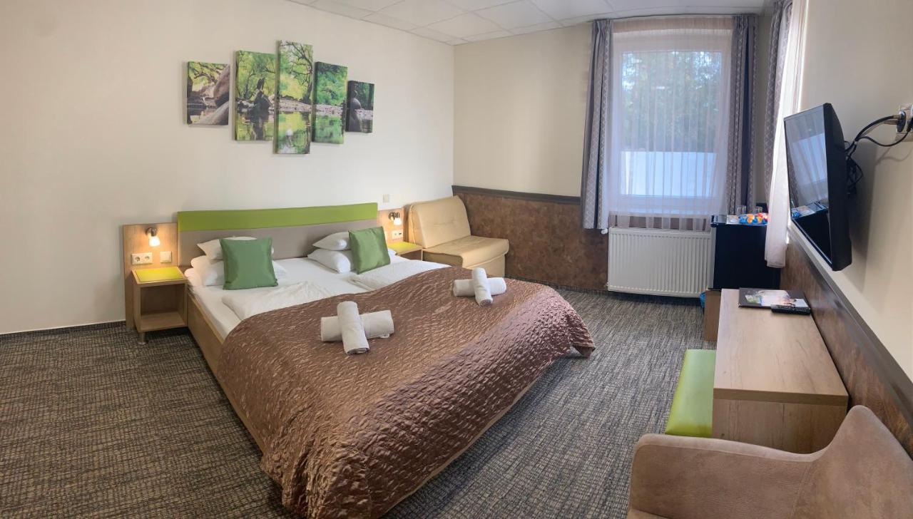 Hotel Dolce Vita Balatonkenese Bagian luar foto