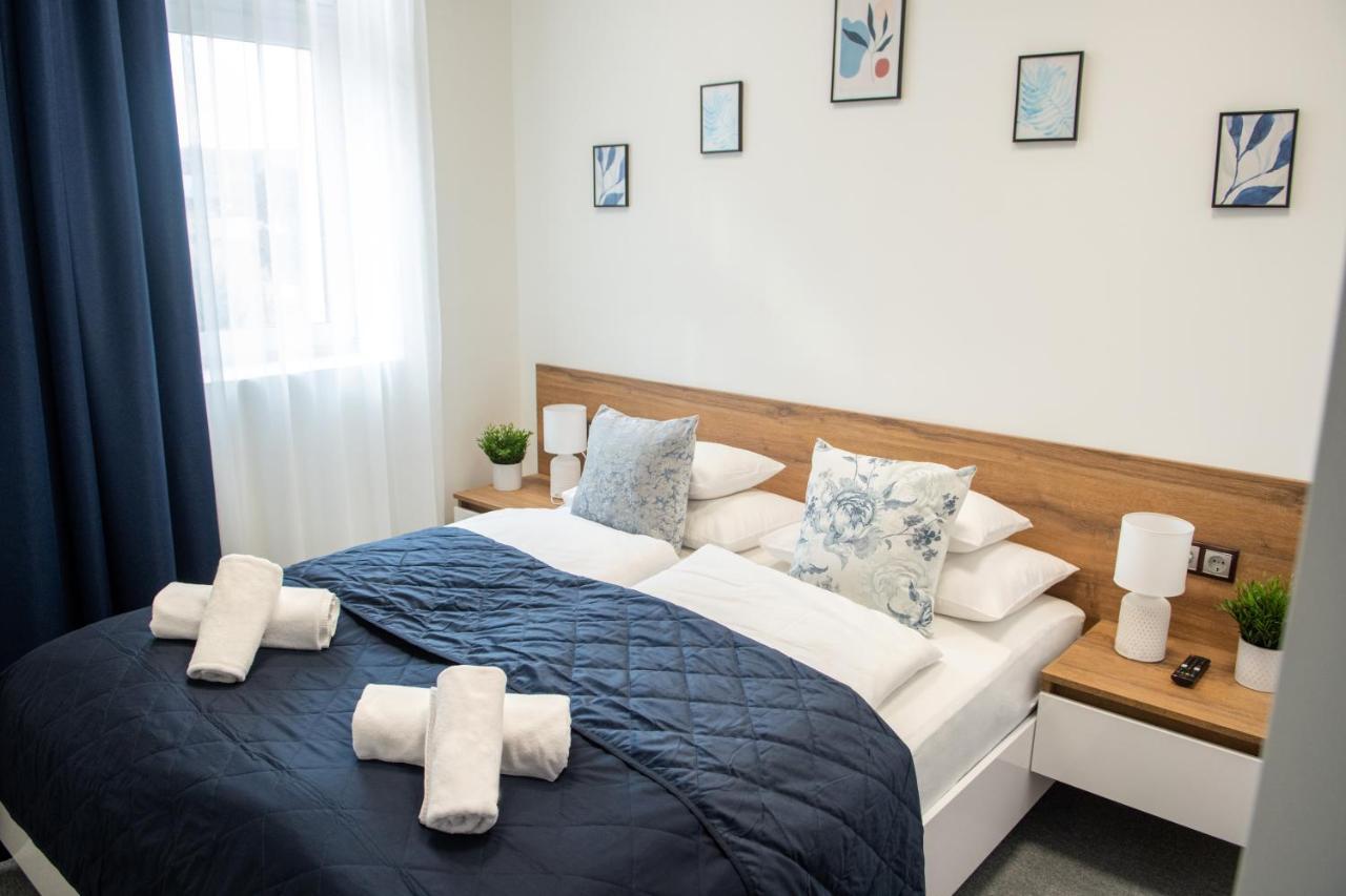 Hotel Dolce Vita Balatonkenese Bagian luar foto