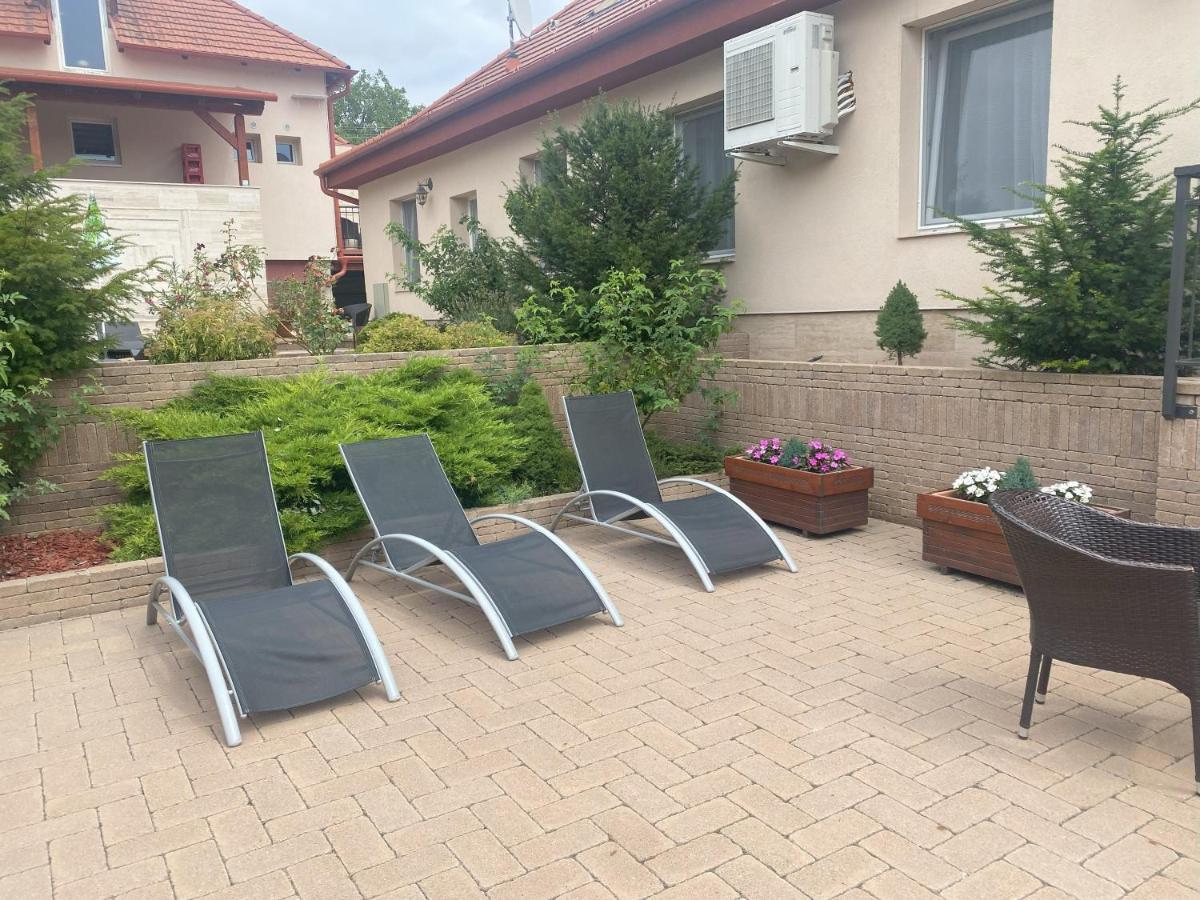 Hotel Dolce Vita Balatonkenese Bagian luar foto
