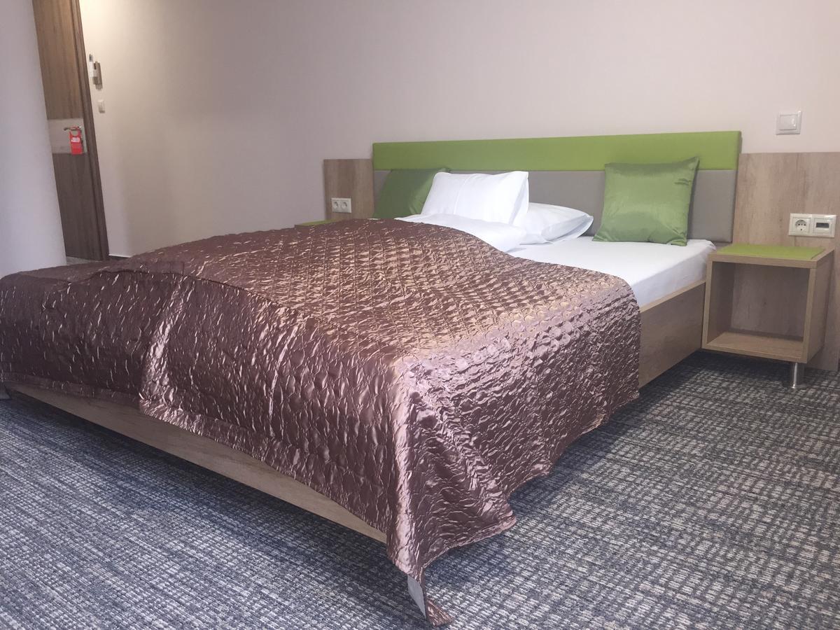 Hotel Dolce Vita Balatonkenese Bagian luar foto